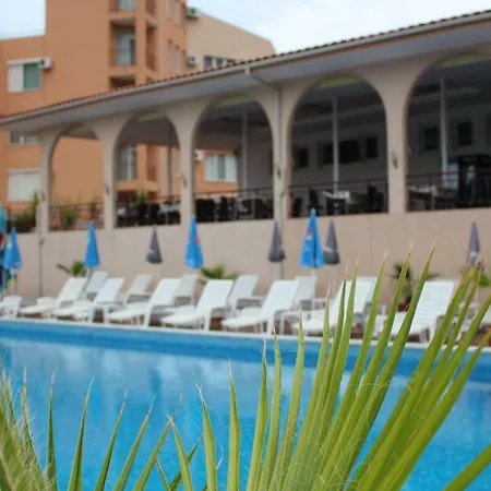 хера Хотел 3*